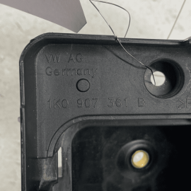 15-18 AUDI Q3 FUSE BOX BLOCK RELAY BRACKET MOUNT SUPPORT OEM 1K0907361B