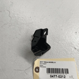 TESLA MODEL S 2012 - 2020 Front Left Driver Side Plastic Door Card Bracket 