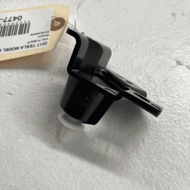 TESLA MODEL S 2012 - 2020 Front Left Driver Side Plastic Door Card Bracket 