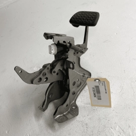 Brake Stop Pedal Support Assembly OEM Toyota Camry XSE SE XLE LE 2018-2021 