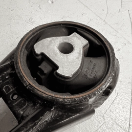 2023 MAZDA CX-50 ENGINE REAR RUBBER MOUNT NO.1 SUPPORT ROD OEM - 15K MILES 