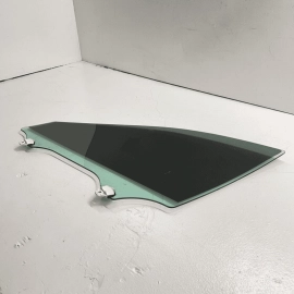 2023 MAZDA CX-50 FRONT RIGHT PASSENGER SIDE DOOR WINDOW GLASS OEM 2023 MAZDA CX-50 FRONT RIGHT PASSENGER SIDE DOOR WINDOW GLASS OEM