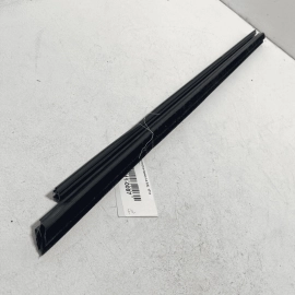 TOYOTA CAMRY 2018-2020 FRONT DRIVER SIDE DOOR WINDOW INNER WEATHERSTRIP SEA