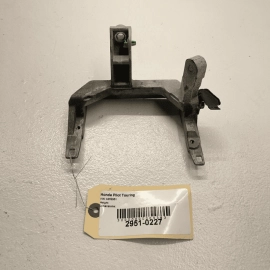 2016 - 2020 HONDA PILOT 3.5L ENGINE FUEL INJECTION DRIVER MODULE BRACKET OE