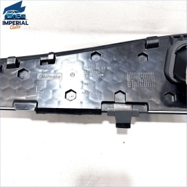 2007-2013 MERCEDES-BENZ S550 FRONT DASH AIR VENT TRIM BEZEL CENTER COVER OE 2007-2013 MERCEDES-BENZ S550 FRONT DASH AIR VENT TRIM BEZEL CENTER COVER OE