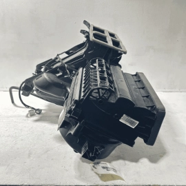 2018 - 2019 GMC TERRAIN HVAC AC CLIMATE HEATER BLOWER MOTOR HOUSING BOX OEM