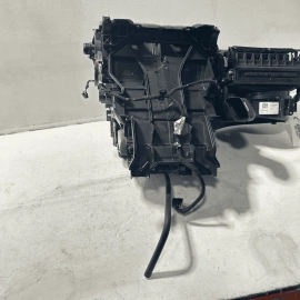 2018 - 2019 GMC TERRAIN HVAC AC CLIMATE HEATER BLOWER MOTOR HOUSING BOX OEM
