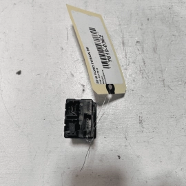 2020 FORD FUSION CENTER CONSOLE DUAL USB ADAPTER CHARGING PORT OEM