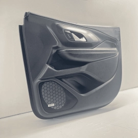 GMC TERRAIN 2018 - 2020 FRONT PASSENGER SIDE INTERIOR DOOR TRIM COVER PANEL