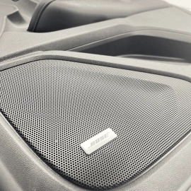 GMC TERRAIN 2018 - 2020 FRONT PASSENGER SIDE INTERIOR DOOR TRIM COVER PANEL