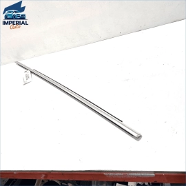 07-13 MERCEDES W221 FRONT LEFT DRIVER DOOR WINDOW WEATHERSTRIP MOLDING OEM 07-13 MERCEDES W221 FRONT LEFT DRIVER DOOR WINDOW WEATHERSTRIP MOLDING OEM