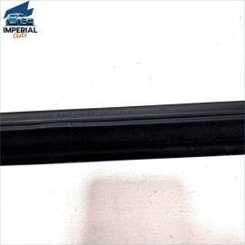 07-13 MERCEDES W221 FRONT LEFT DRIVER DOOR WINDOW WEATHERSTRIP MOLDING OEM 07-13 MERCEDES W221 FRONT LEFT DRIVER DOOR WINDOW WEATHERSTRIP MOLDING OEM