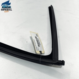 07-13 MERCEDES S550 W221 REAR DRIVE DOOR GLASS RUN CHANNEL WEATHERSTRIP SEA