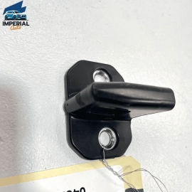 07-13 MERCEDES S550 W221 FRONT OR REAR DOOR LOCK STRIKER CATCH PLATE EYE OE