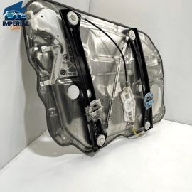 07-13 MERCEDES S550 W221 FRONT PASSENGER DOOR WINDOW REGULATOR & CARRIER OE