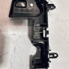 2018 - 2021 GMC TERRAIN FRONT BUMPER LEFT DRIVER SIDE GUIDE SUPPORT BRACKET