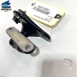 07-13 MERCEDES S550 W221 FRONT RIGHT PASSENGER SIDE DOOR HINGE LOWER OEM