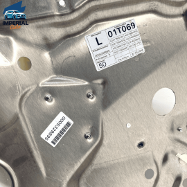 07-13 MERCEDES S550 W221 REAR LEFT DRIVER DOOR WINDOW REGULATOR & CARRIER O