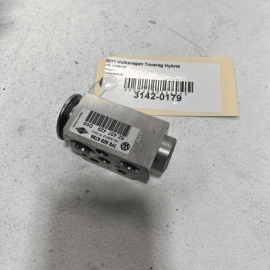 2011-2017 VOLKSWAGEN TOUAREG HYBRID A/C EXPANSION VALVE OEM