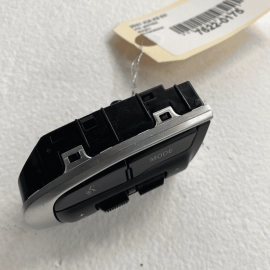21-23 KIA K5 STEERING WHEEL LEFT DRIVER SIDE PHONE CONTROL SWITCH OEM