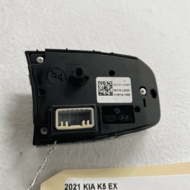 21-23 KIA K5 STEERING WHEEL LEFT DRIVER SIDE PHONE CONTROL SWITCH OEM