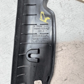 2015-2020 ACURA TLX REAR RIGHT PASSENGER SIDE TRUNK LID GARNISH TRIM MOLDIN 2015-2020 ACURA TLX REAR RIGHT PASSENGER SIDE TRUNK LID GARNISH TRIM MOLDIN