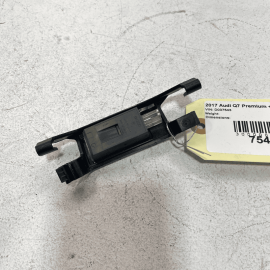 2017-2023 AUDI Q7 PREMIUM PLUS FRONT RIGHT SEAT INTERIOR COURTESY LIGHT LAM