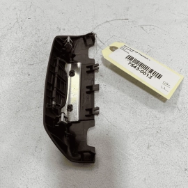 2017-2019 AUDI Q7 PREMIUM PLUS FRONT RIGHT SEAT HEADREST BRACKET OUTER COVE 2017-2019 AUDI Q7 PREMIUM PLUS FRONT RIGHT SEAT HEADREST BRACKET OUTER COVE