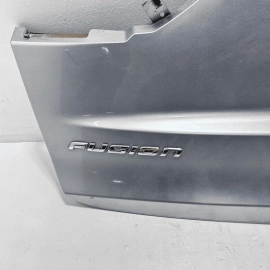 FORD FUSION SE 2019-2020 REAR TRUNK LID LOWER PANEL TRIM MOLDING OEM SILVER