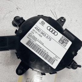 2017-2023 AUDI Q7 PREMIUM PLUS FRONT LEFT SIDE SEAT LOWER BLOWER FAN MOTOR 