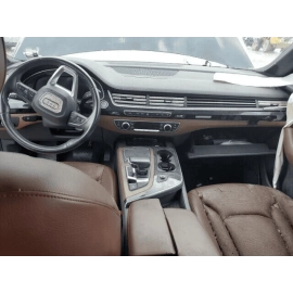 AUDI Q7 PREMIUM 2017-19 REAR 2ND ROW CENTER MIDDLE SEAT COMPLETE & HEADREST