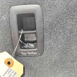 AUDI Q7 PREMIUM 2017-19 REAR 2ND ROW CENTER MIDDLE SEAT COMPLETE & HEADREST