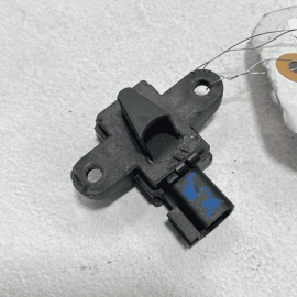 HYUNDAI ELANTRA 2011-2016 FRONT LEFT OR RIGHT CRASH IMPACT SENSOR OEM 1PCS
