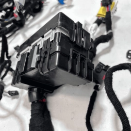 Dash Instrument Panel Wire Harness W/ Fuse Box GMC Terrain 2019 OEM