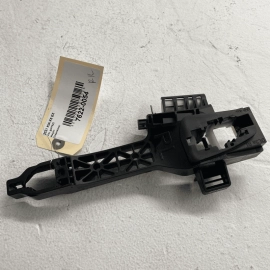 KIA K5 2021 - 2023 REAR LEFT DRIVER SIDE EXTERIOR DOOR HANDLE BASE BRACKET 