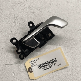 KIA K5 EX 2021 - 2023 FRONT RIGHT PASSENGER SIDE INTERIOR DOOR HANDLE OEM C