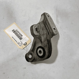 2018-2023 GMC TERRAIN 1.5L TRANSMISSION LOWER SUPPORT MOUNT BRACKET OEM