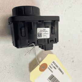 2018 - 2021 GMC TERRAIN FRONT CONSOLE NAVIGATION CONTROL SWITCH OEM 8440259