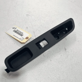 2018-2023 GMC TERRAIN REAR RIGHT PASSENGER DOOR SWITCH BEZEL TRIM PLATE OEM