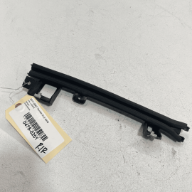 2018-2023 GMC TERRAIN REAR RIGHT DOOR WINDOW GLASS REARWARD GUIDE CHANNEL O