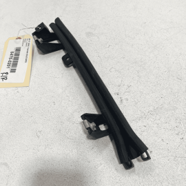 2018-2023 GMC TERRAIN REAR RIGHT DOOR WINDOW GLASS REARWARD GUIDE CHANNEL O