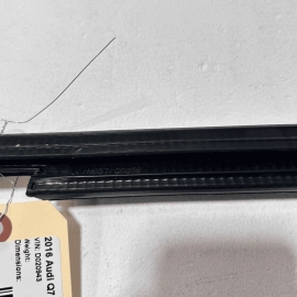 AUDI Q7 FRONT LEFT DOOR WINDOW INNER BELT WEATHERSTRIP SEAL 2017-2023 OEM