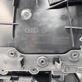 Audi Q7 Premium Front Right Passenger Door Interior Panel Trim Cover 2017-1