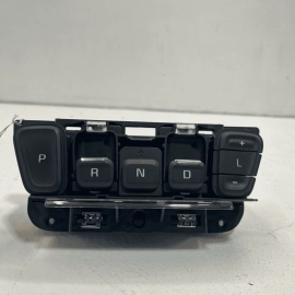 2018 - 2023 GMC TERRAIN FRONT CONSOLE TRANSMISSION SHIFTER GEAR SELECTOR OE