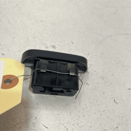 DAMAGE! 2018 - 2022 GMC TERRAIN DASH DASHBOARD HAZARD LIGHT CONTROL SWITCH 