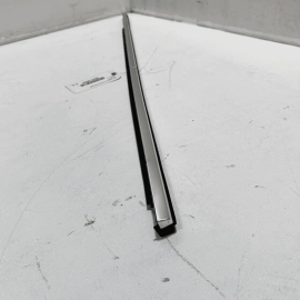 2017-2023 Audi Q7 Premium Rear Passenger Side Door Window Glass Belt Moldin