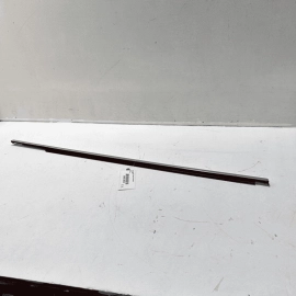 2017-2023 Audi Q7 Premium Rear Passenger Side Door Window Glass Belt Moldin