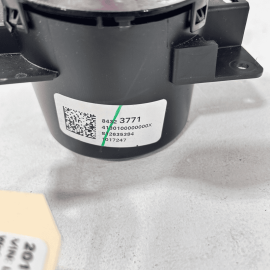 2018 - 2023 GMC TERRAIN SLE CUP HOLDER CENTER CONSOLE FRONT DUAL CUPHOLDER 