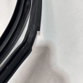 LEXUS NX200T 2015-2017 FRONT PASSENGER SIDE DOOR BODY WEATHERSTRIP SEAL OEM LEXUS NX200T 2015-2017 FRONT PASSENGER SIDE DOOR BODY WEATHERSTRIP SEAL OEM