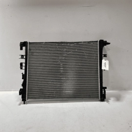 Front Engine Cooling System Radiator GMC Terrain 2018-2023 OEM